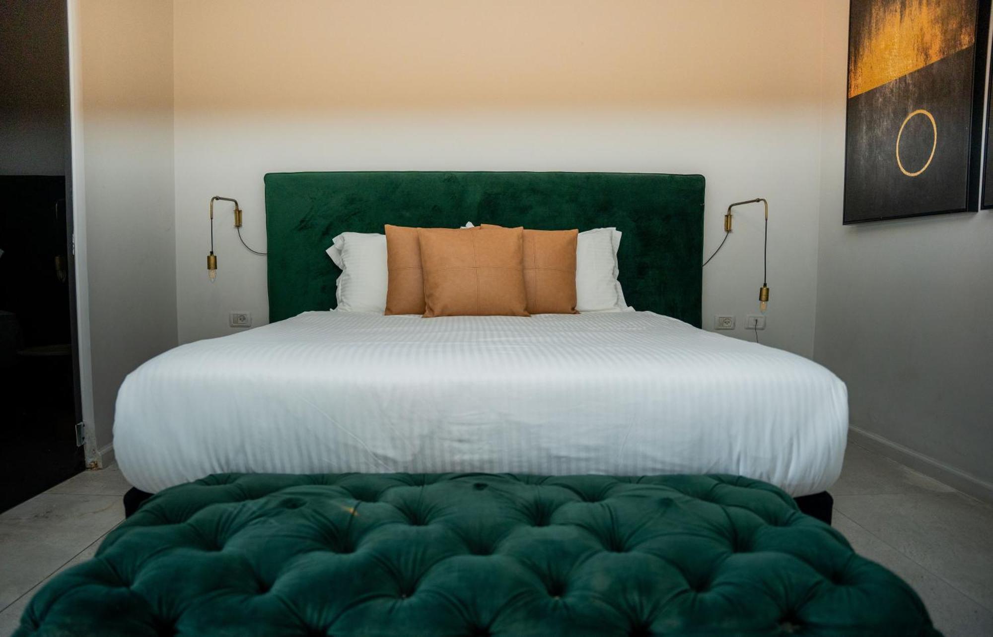 Estate Spa Boutique Hotel - Adults Only Rehovot Bagian luar foto